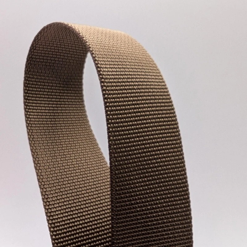 Traditional woven nylon webbing material for dog collar manufacturing Traditional woven nylon webbing material for dog collar manufacturing